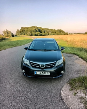 Toyota Avensis cena 34999 przebieg: 300000, rok produkcji 2015 z Pabianice małe 121